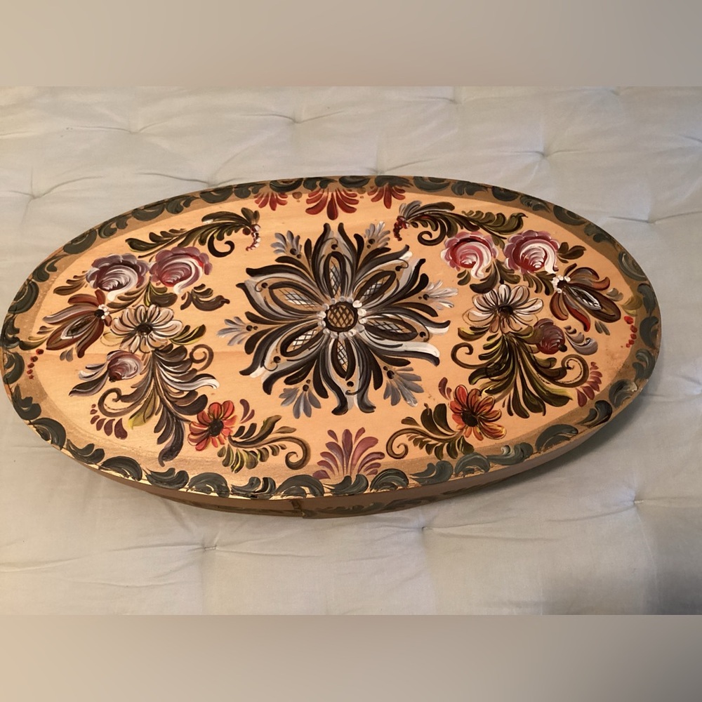 Vintage Hand Painted wooden box Tole painting large oval folk art box w …